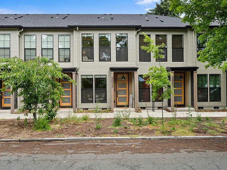 3017 NE Ainsworth St #3017 — Photo 36