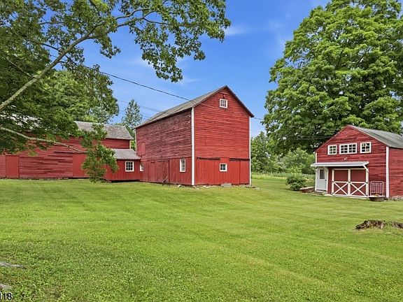 3rd image of 150 Polkville Rd