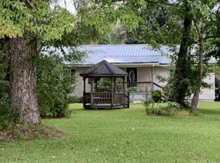 7625 Old River Rd, Burgaw, NC 28425