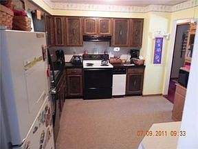 2nd image of 3411 Mink St