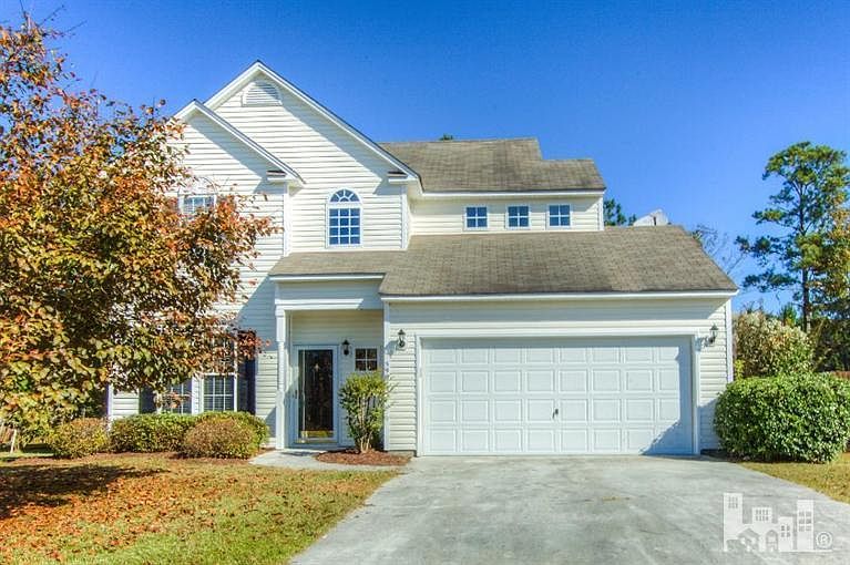 1st image of 590 Windsor Drive SE