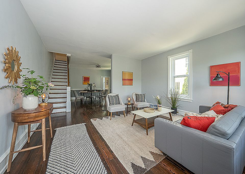 1st image of 120 E Chestnut Hill Ave