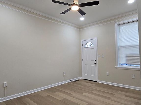 3rd image of 1645 Ceddox St