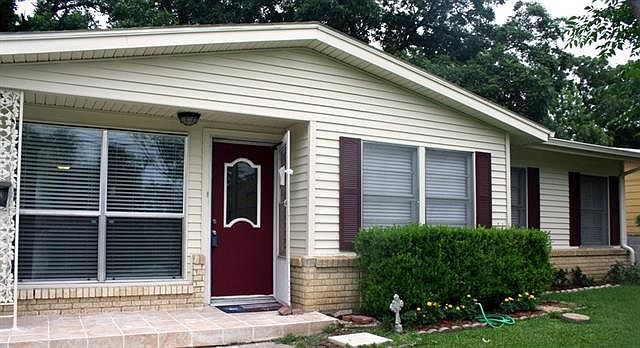 1st image of 2639 Richland Ave