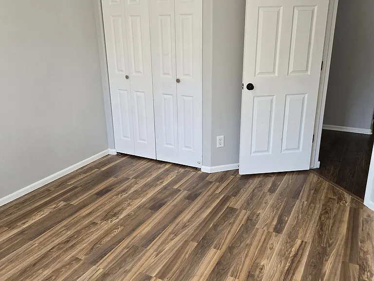 3206 Santa Fe Ave — Photo 8