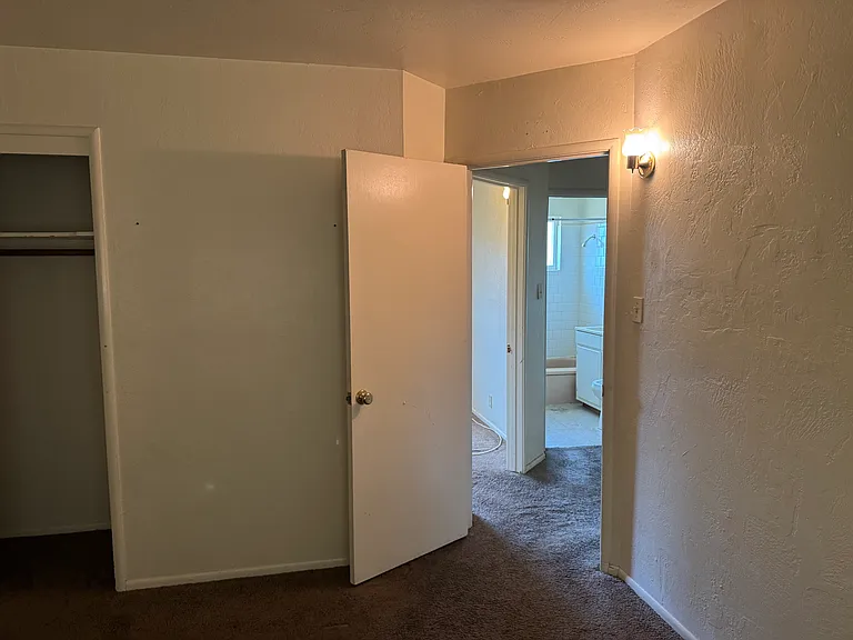 1450 Telegraph Ave — Photo 8