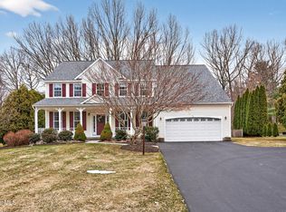 23 Marcel Road, Halfmoon, NY 12065