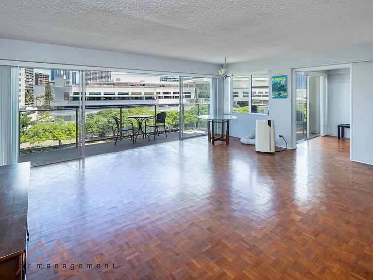 1645 Ala Wai Blvd #707 — Photo 5