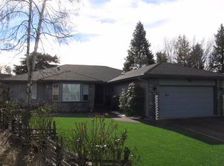 1860 Sonya Cir, Medford, OR 97504