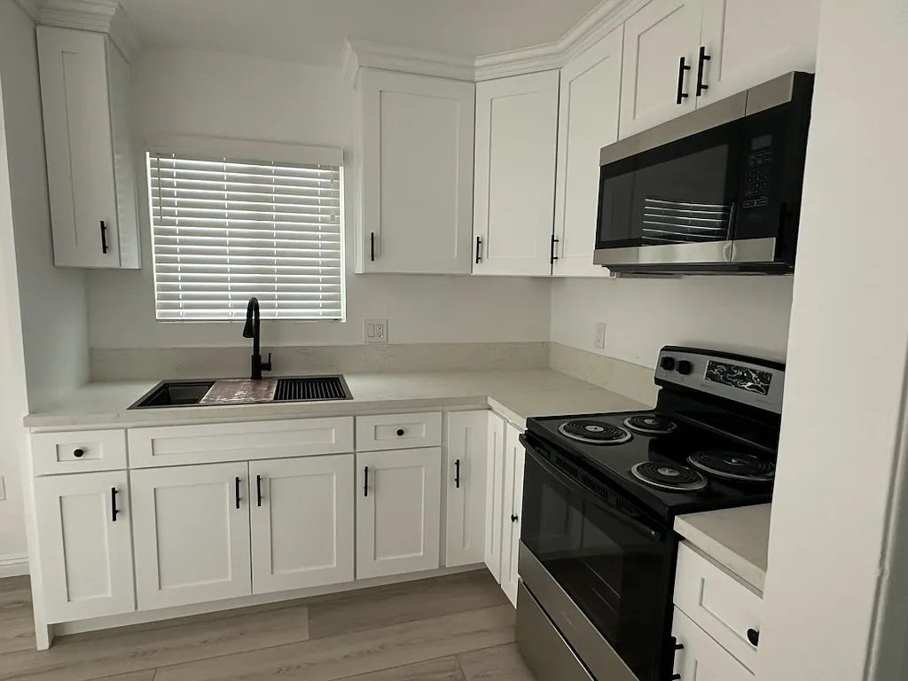 2 bed, 1050 sqft, $2,750 — Photo 4