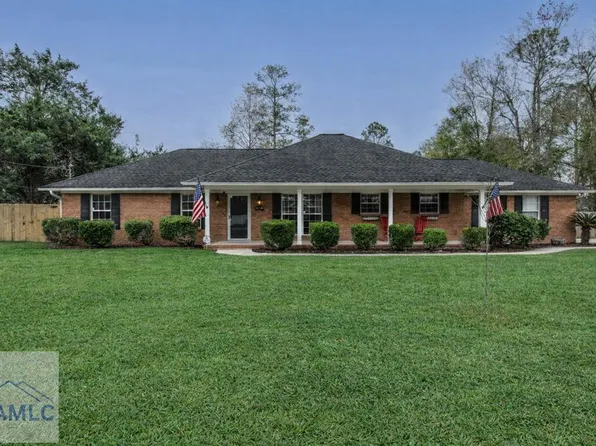 8 Cameron Ct W, Pembroke, GA 31321