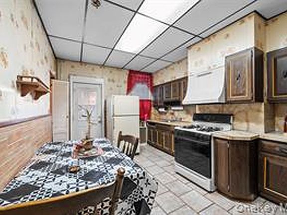 5th image of 73-35 71st Pl #2