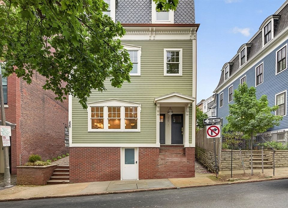 1st image of 115 High St #1