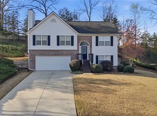 4037 Deerlope Ct, Gainesville, GA 30506