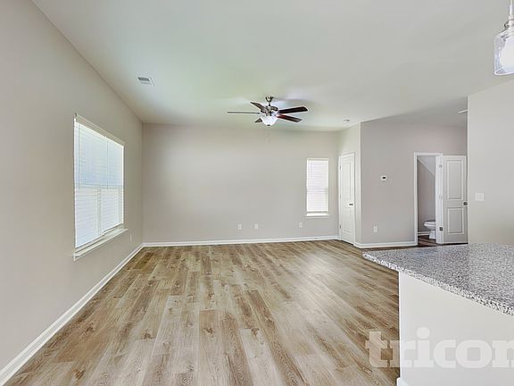 2nd image of 201 Spring Knoll Dr