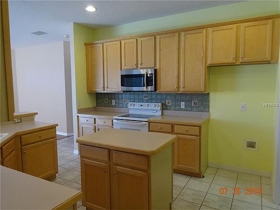3rd image of 3770 Crescent Park Blvd