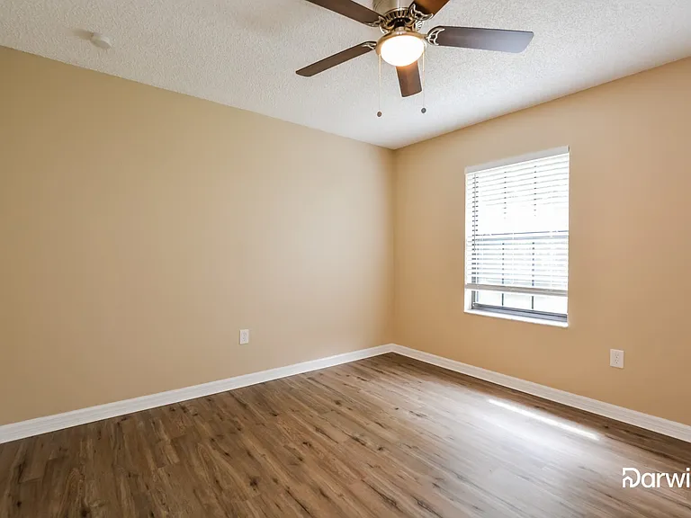15224 SW 37th Ter — Photo 8