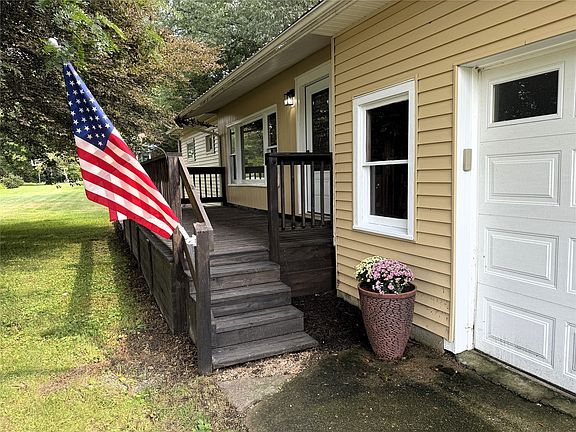 3rd image of 10898 Jackson Ave