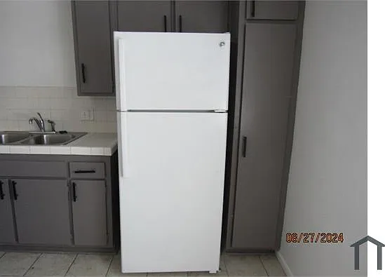 3458 W 67th St #4 — Photo 9