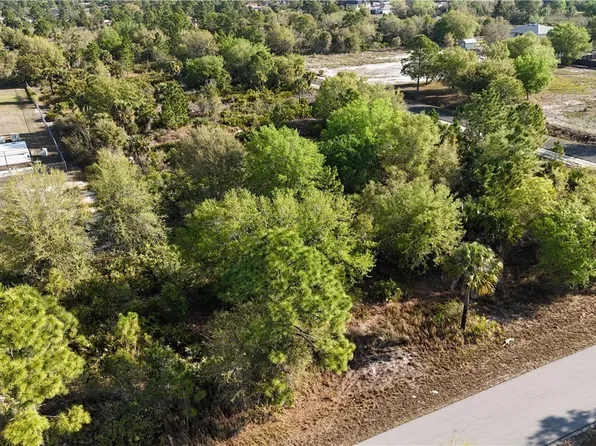 202 W 8th St, Lehigh Acres, FL 33972
