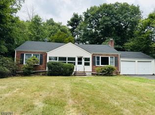 3027 Valley Rd, Basking Ridge, NJ 07920