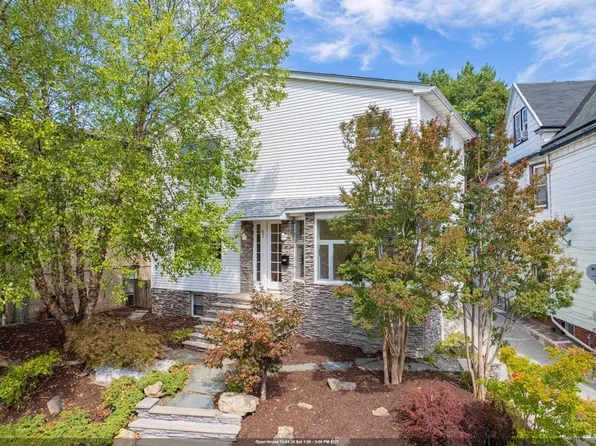 51 W 48th St, Bayonne, NJ 07002