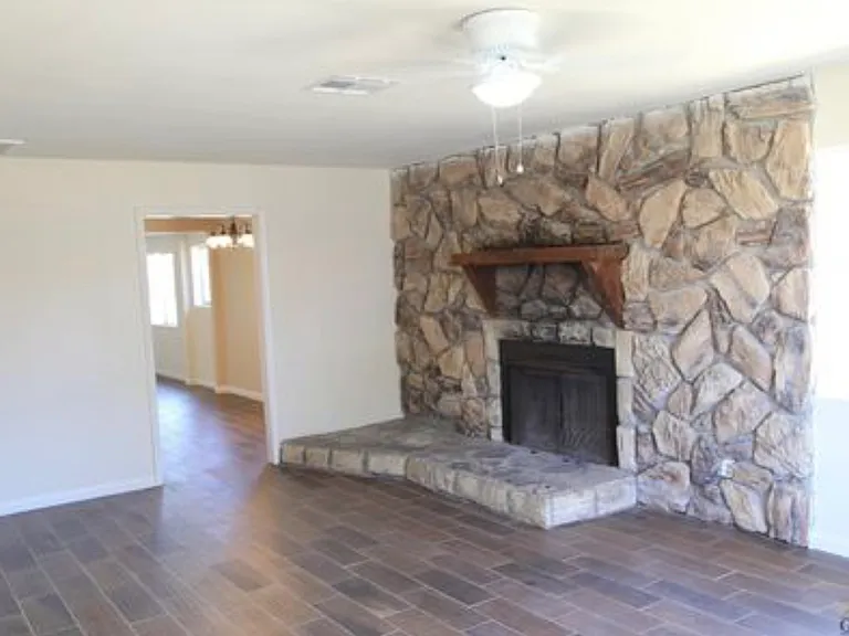 206 Belle Ave — Photo 3