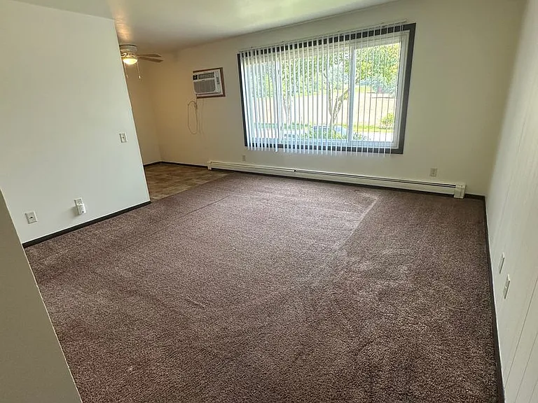 375 Clark St #2 — Photo 7