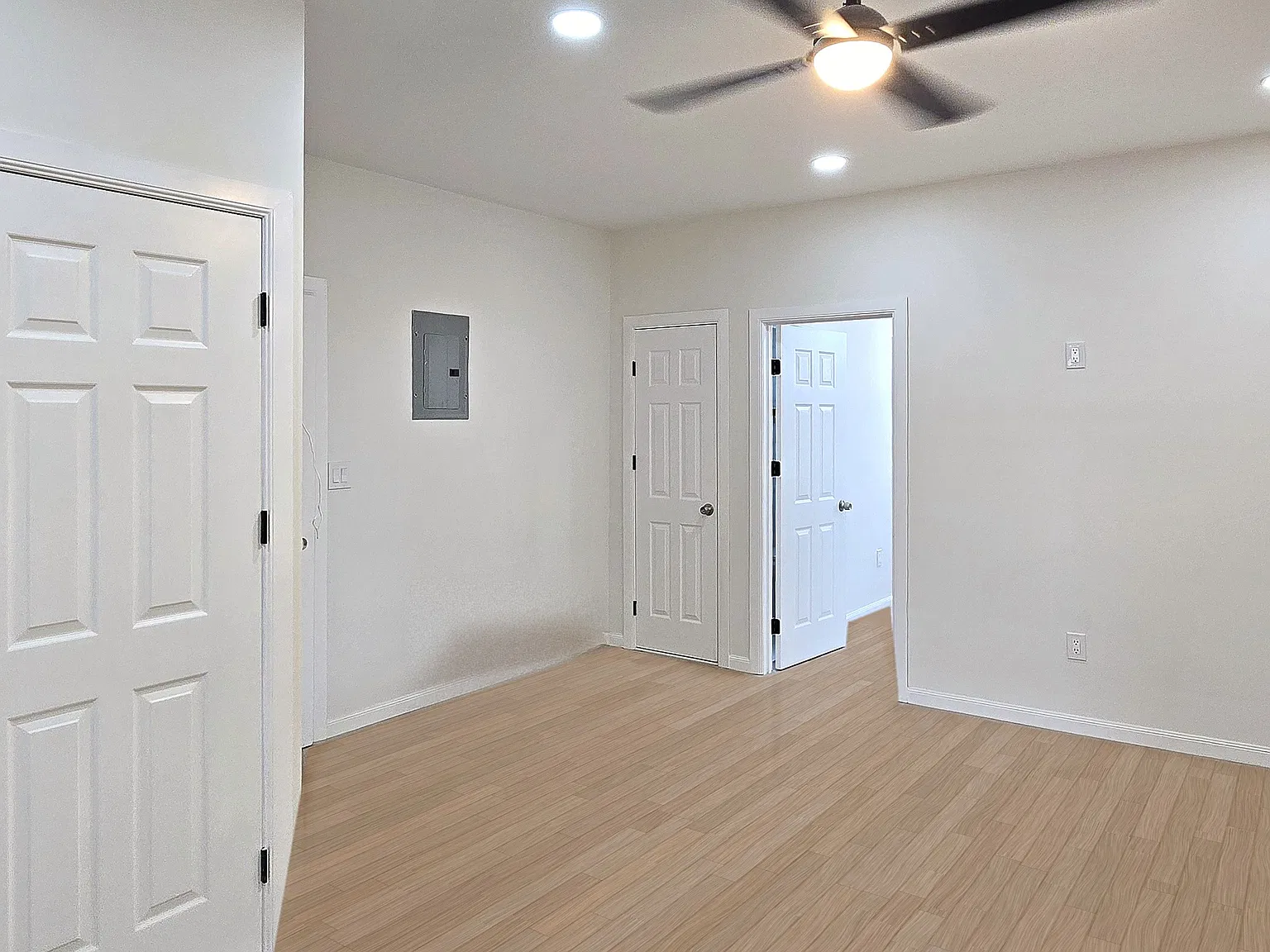 380 Van Siclen Avenue — Photo 2