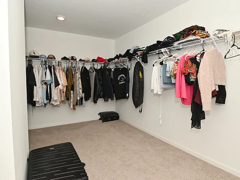 7348 Deerberg Dr — Photo 57