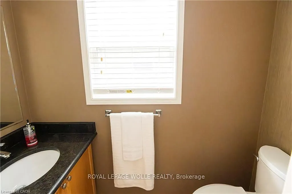3 bed, $2,695 — Photo 3