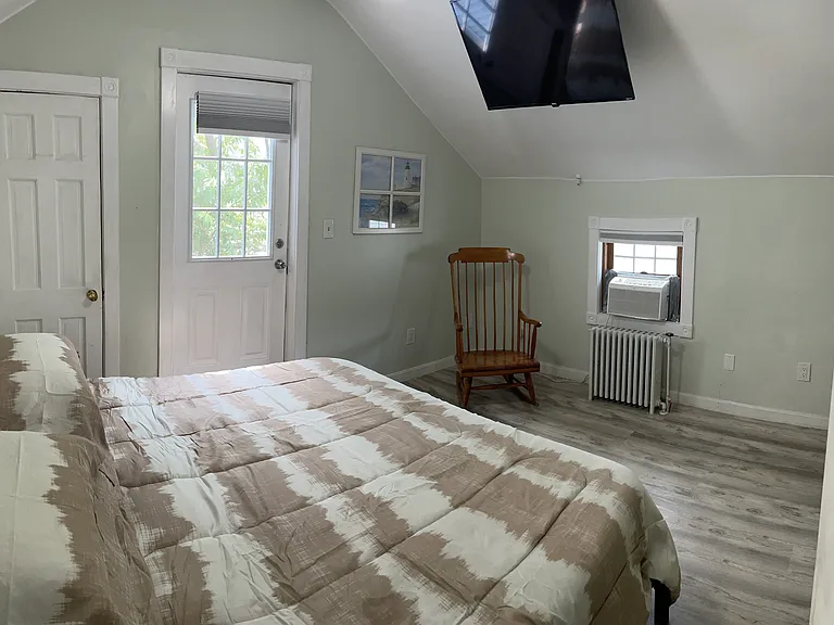 30 Byrnes St — Photo 10