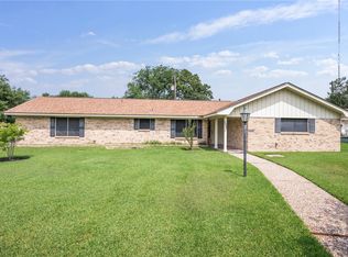 2525 Willow Bend Dr, Bryan, TX 77802