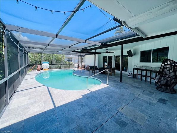 4439 Parrot Ave