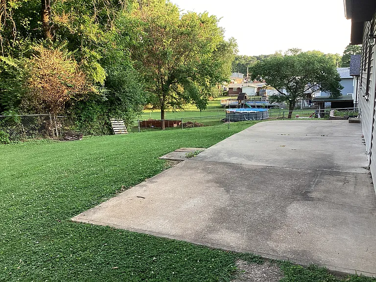 2718 Sedan Dr — Photo 16