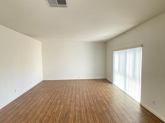 5th image of 1216 S Sherbourne Dr