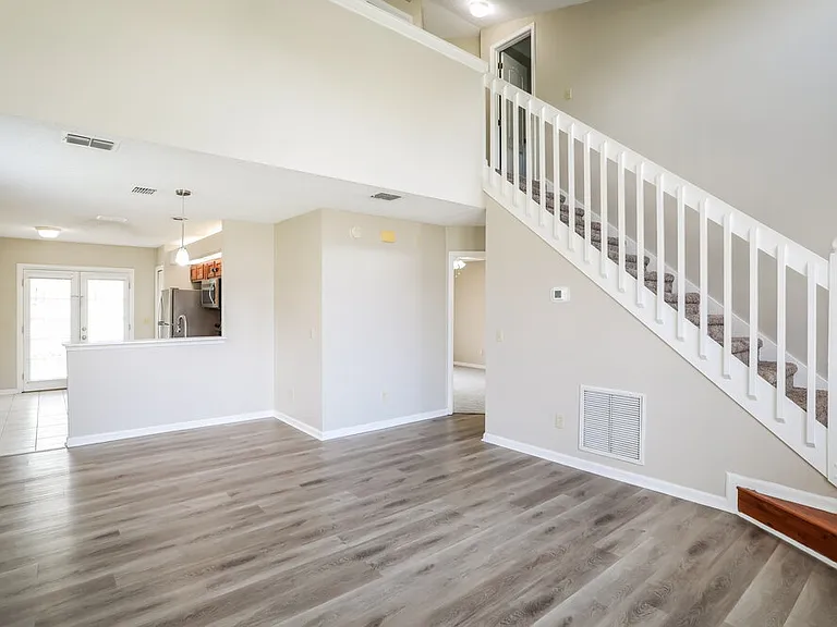 7579 Sugar Bay Ln — Photo 6