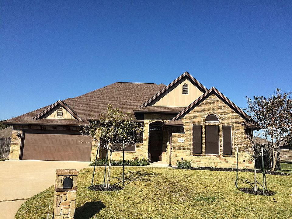 2911 Ascot Ct Bryan, TX