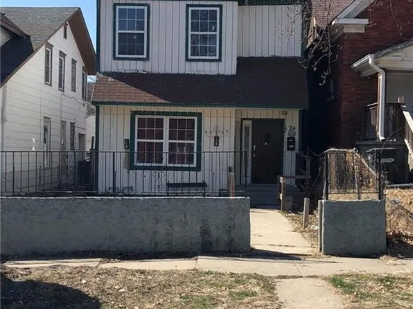 24 S 11th St, Kansas City, KS 66102