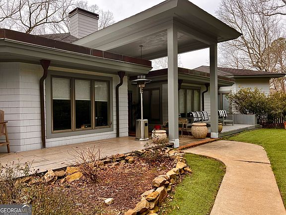 5th image of 1918 Woodland Rd