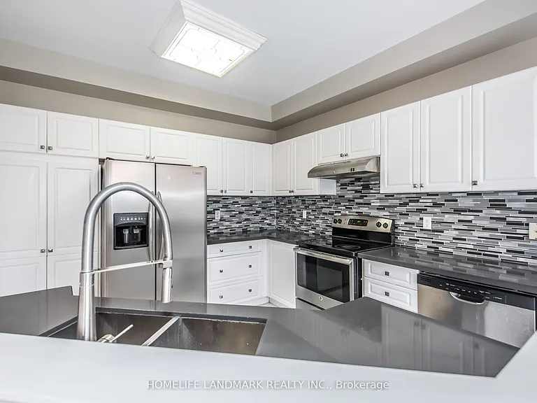 97 Annina Cres — Photo 8