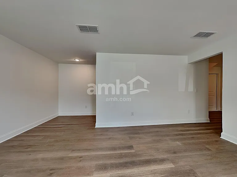 1634 Soapstone Rd — Photo 27