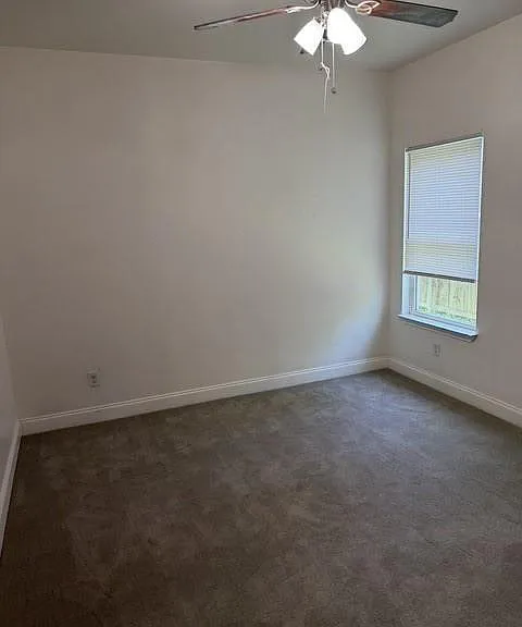 1421 Jones St — Photo 7