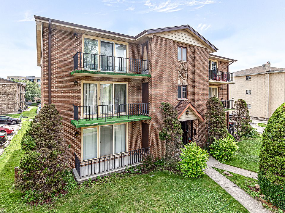 1st image of 10333 S Mayfield Ave #2N