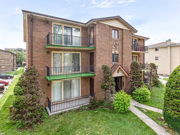 10333 S Mayfield Ave #2N, Oak Lawn, IL 60453