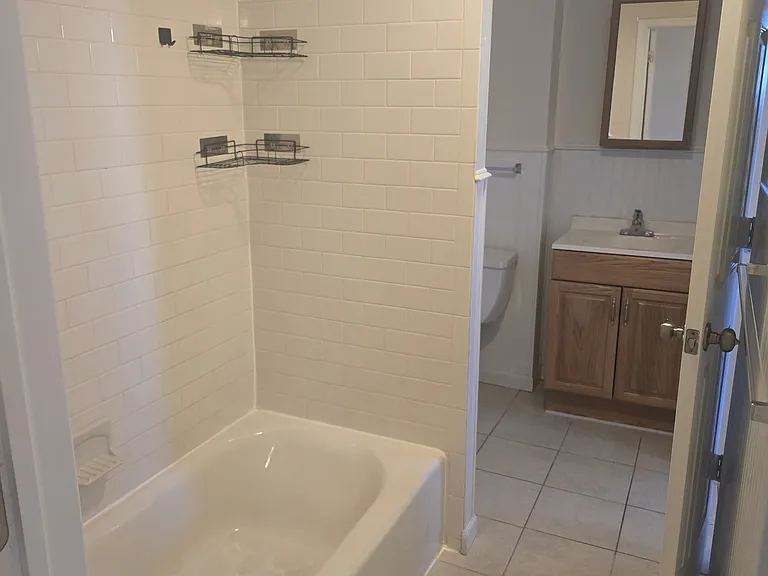 6200 Torresdale Ave — Photo 23