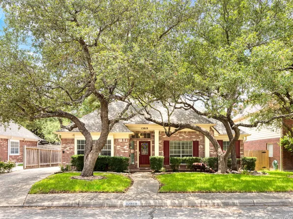 13819 Shavano Downs, San Antonio, TX 78230