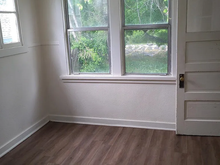 337 N 200 E — Photo 22