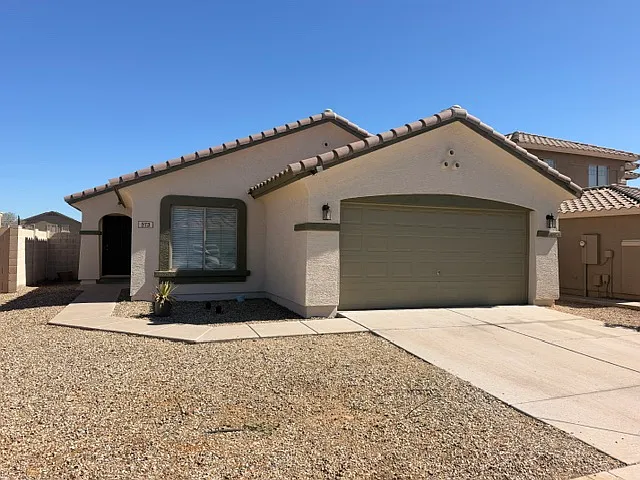 4 bedroom 2 bath single story for rent — Photo 1
