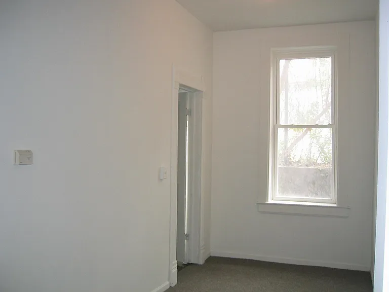 1507 N Elston Ave #1R — Photo 5
